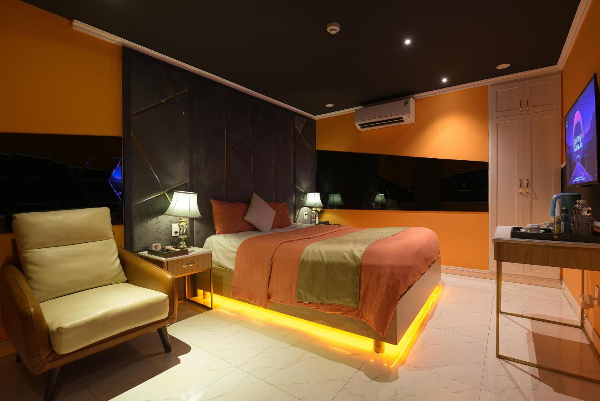Hotel Chiic House 1 - Khach San Tinh Yeu Da Nang Esterno foto