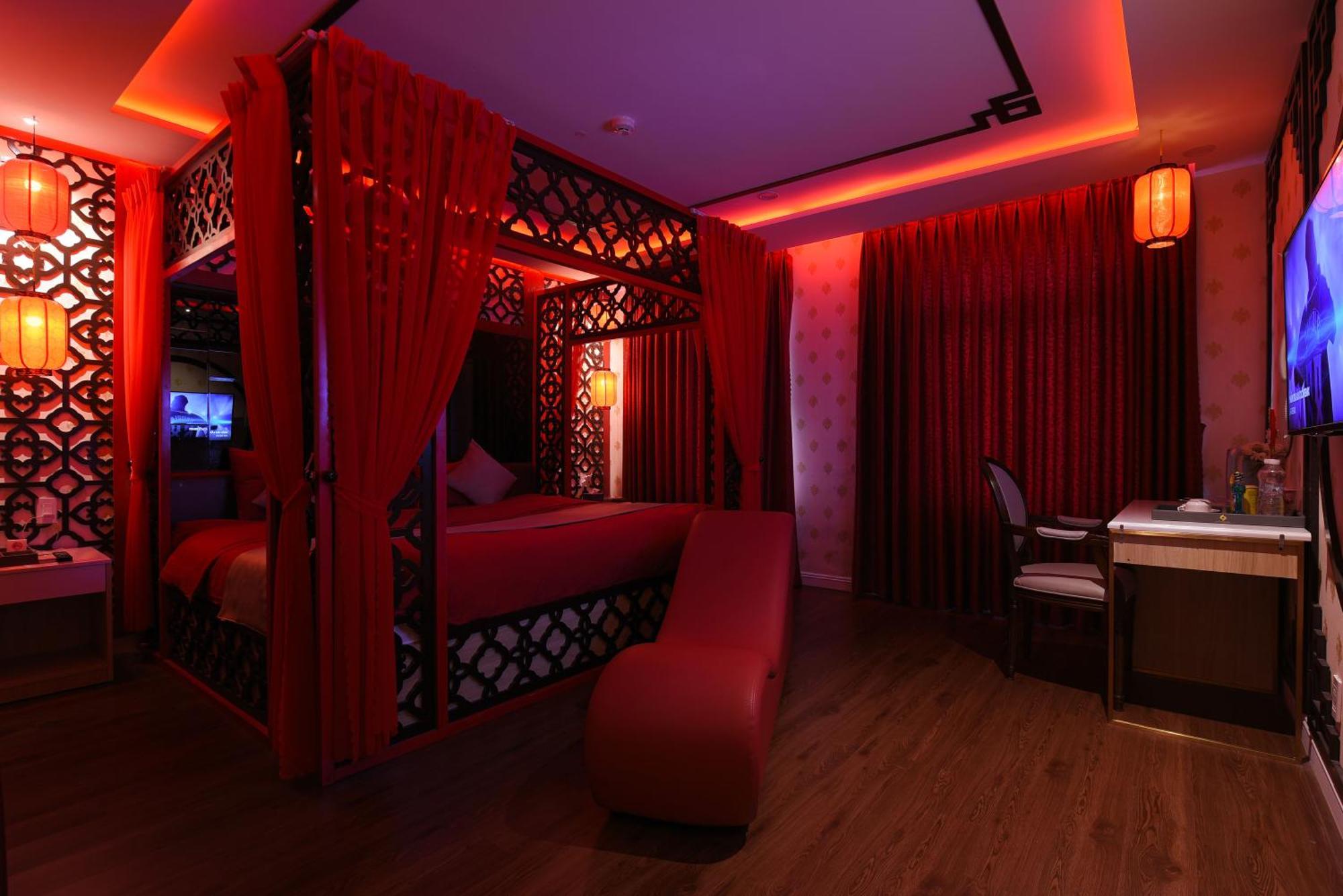 Hotel Chiic House 1 - Khach San Tinh Yeu Da Nang Esterno foto