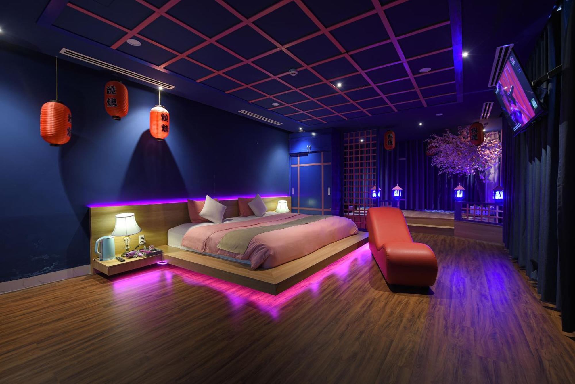 Hotel Chiic House 1 - Khach San Tinh Yeu Da Nang Esterno foto