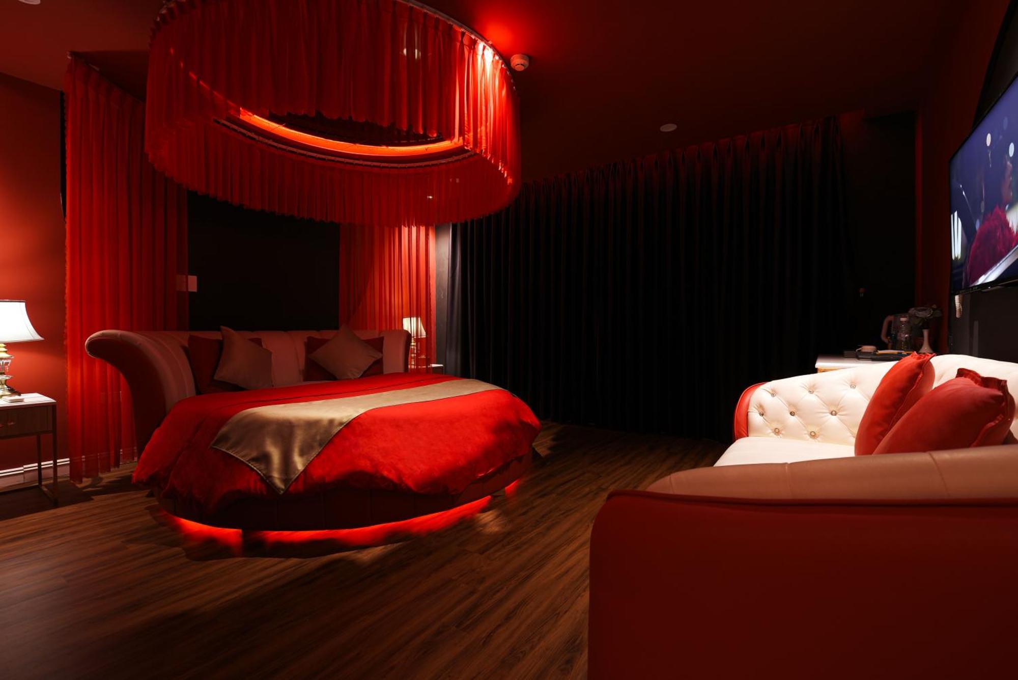 Hotel Chiic House 1 - Khach San Tinh Yeu Da Nang Esterno foto